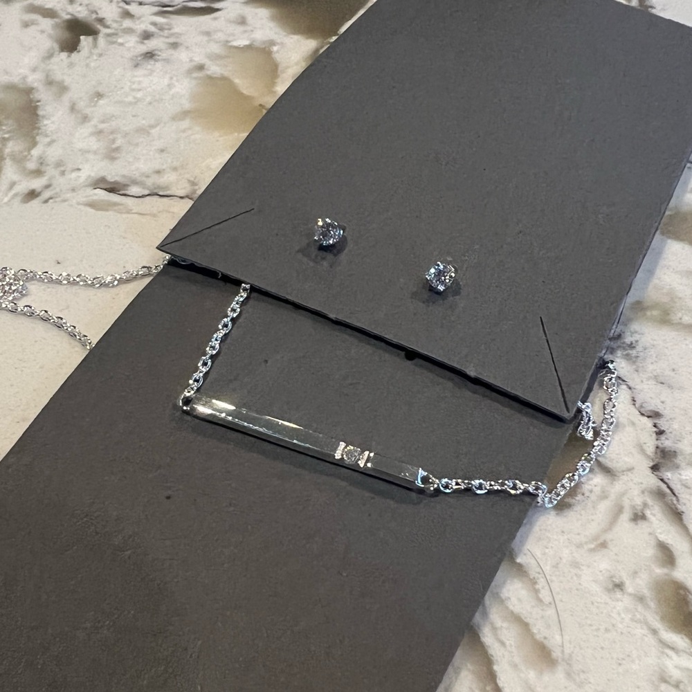 Brilliant Earth Authentic natural diamonds studs and necklace white gold